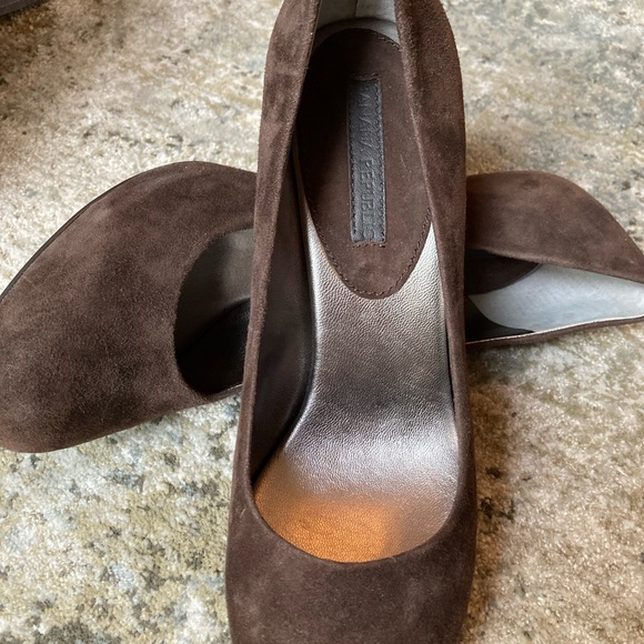 Suede platform heels Banana Republic - Picture 2 of 6